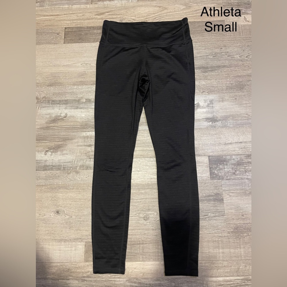 Athleta medium leggings